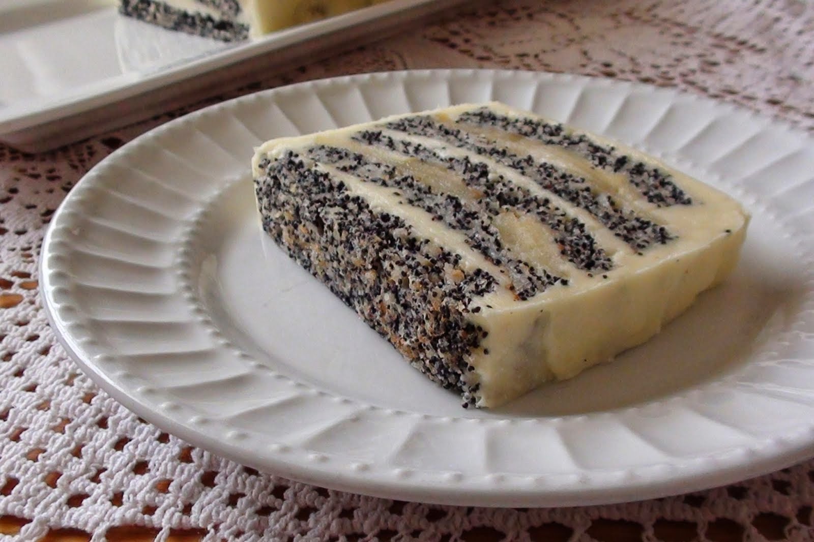 Торт с маковой начинкой